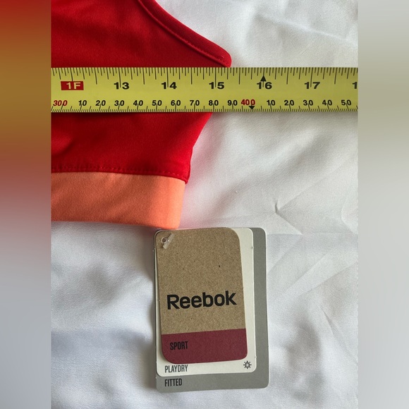 NWT Reebok Workout Bra - Size M Red/Coral - Picture 7 of 10